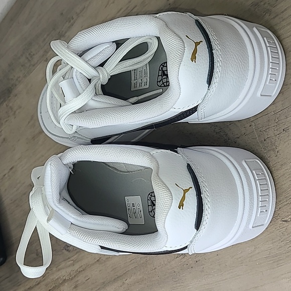 NEW Puma Platform Sneakers - Picture 4 of 8